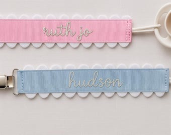 Personalized Pacifier Clip, Baby Shower Gift, Scalloped Paci Clip, New Baby Gift, Unique Baby Gift, Baby Girl, Embroidered Pacifier Clip,