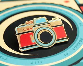 35 MM Camera enamel pin