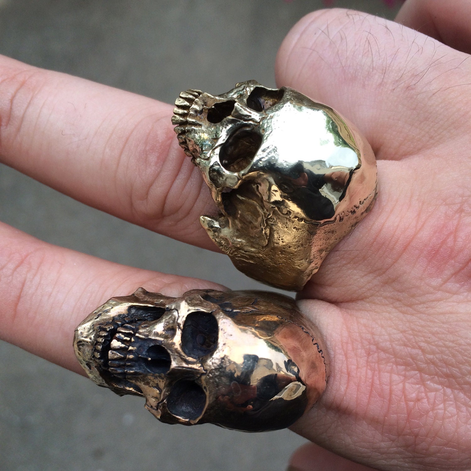 Into The Fire Jewelry - スカルリング 真鍮 ラージサイズ ハーフ