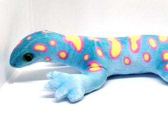 stuffed gecko toy