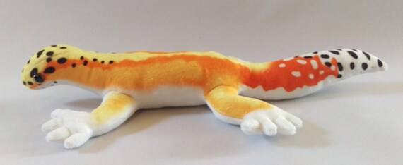 plastic leopard gecko toy
