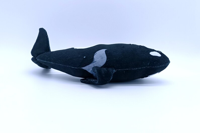 orca plushie