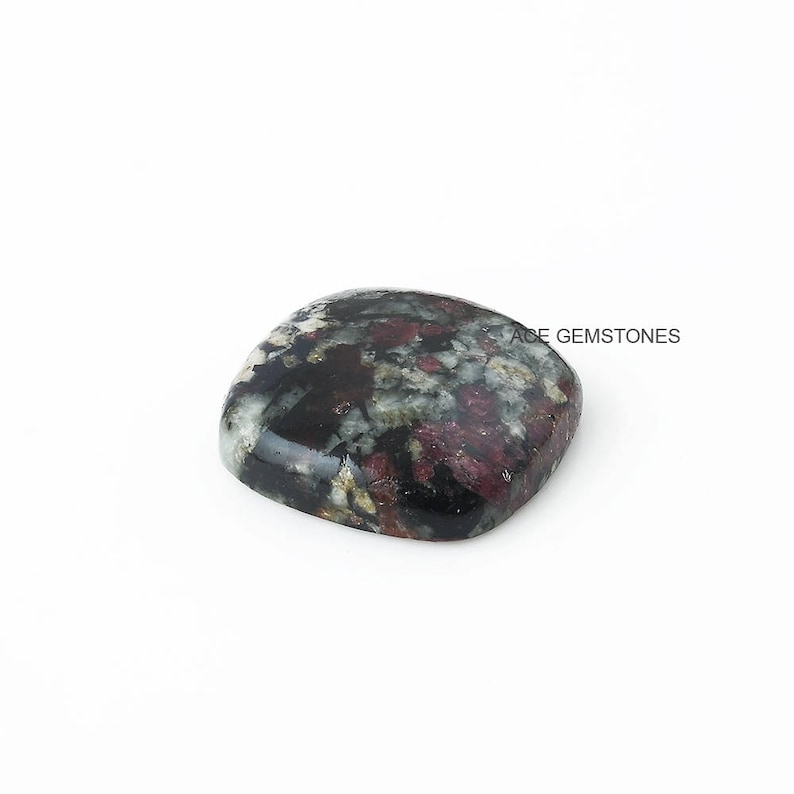 Wholesale Jewelry Gemstone 1 Pcs. Eudialyte Cabochon AAA Quality Natural Eudialyte Rounded Rectangle 24x24 mm Loose Cabochon Gemstone