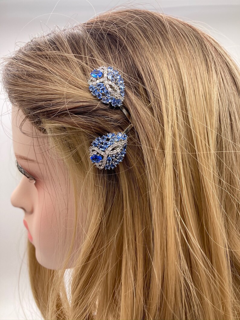 blue hair clip wedding
