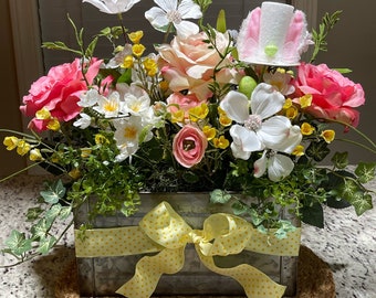 Easter floral centerpiece ~ Pink rosé centerpiece ~ Farmhouse Easter ~ spring decor ~ Spring flowers