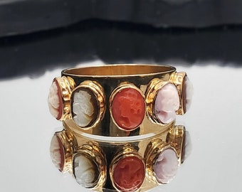 Vintage cameo ring, 5 cameos ring, 14k yellow gold vintage cameo ring with coral, shell and agate.