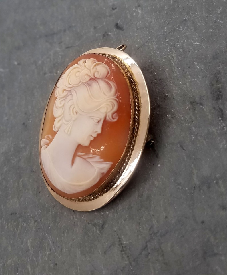 Vintage 12k gold filled cameo brooch large vintage cameo pinpendant in 12k gold filled frame.