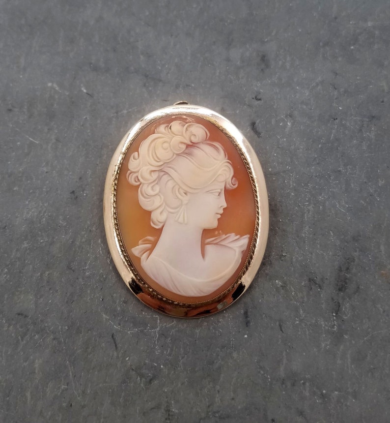 Vintage 12k gold filled cameo brooch large vintage cameo pinpendant in 12k gold filled frame.
