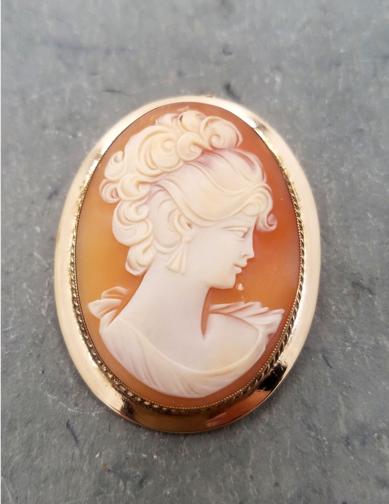 Vintage 12k gold filled cameo brooch large vintage cameo pinpendant in 12k gold filled frame.