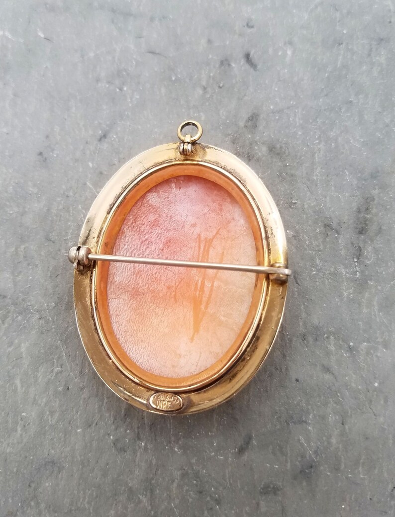 Vintage 12k gold filled cameo brooch large vintage cameo pinpendant in 12k gold filled frame.