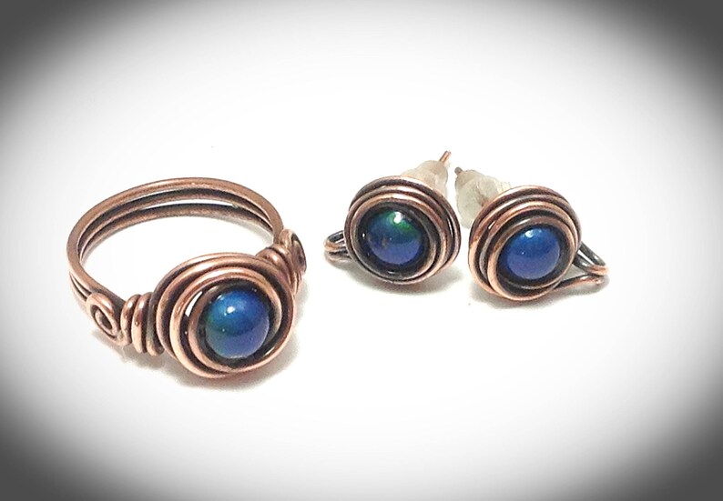Wire Earrings. Post/stud Earring. Copper Wire Jewelry. Mood Stone
