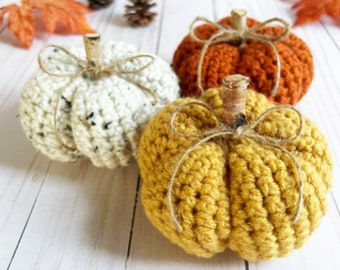 Crochet Farmhouse Pumpkins: Rustic Fall Decor, Halloween Centerpiece