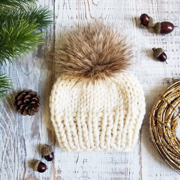 Baby Winter Hat, Pom Pom Hat, Chunky Knit Beanie, Faux Fur Pompom, Coming Home Outfit Baby Girl, Newborn Beanie, RoyalCrownHandmade