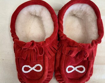 Men's Size 8 Moccasins