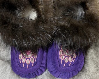 Size 4 Moccasins