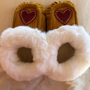 Women's Size 6 Moccasins