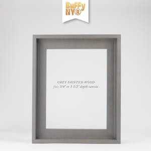 Marco flotante de madera gris para lienzo / Marcos de madera maciza de tamaño personalizado para obras de arte de 3/4 o 1.5" de profundidad - Incluye herrajes para montaje y suspensión / Buffy NY
