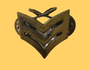 Vintage U.S. Army Sergeant Collar Insignia – WWII Era – Brass – Dual Clutch Back