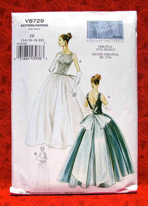 Wedding gown pattern from a 1968 Vogue Patterns catalog. #voguepatterns  #vintagesewi… | Vintage wedding dress pattern, Vintage dress patterns,  Vintage dresses 1960s