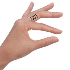 Tatuagem 11:11 - 5 Números de Anjos - Tatuagens Faça um Desejo - Tatuagens Temporárias - Tatuagens Falsas Duráveis e À Prova D'Água - Tatuagens de Longa Duração de 5 a 7 dias