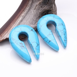 A Pair of Turquoise Stone Keyhole Ear Weight Gauge Hanger