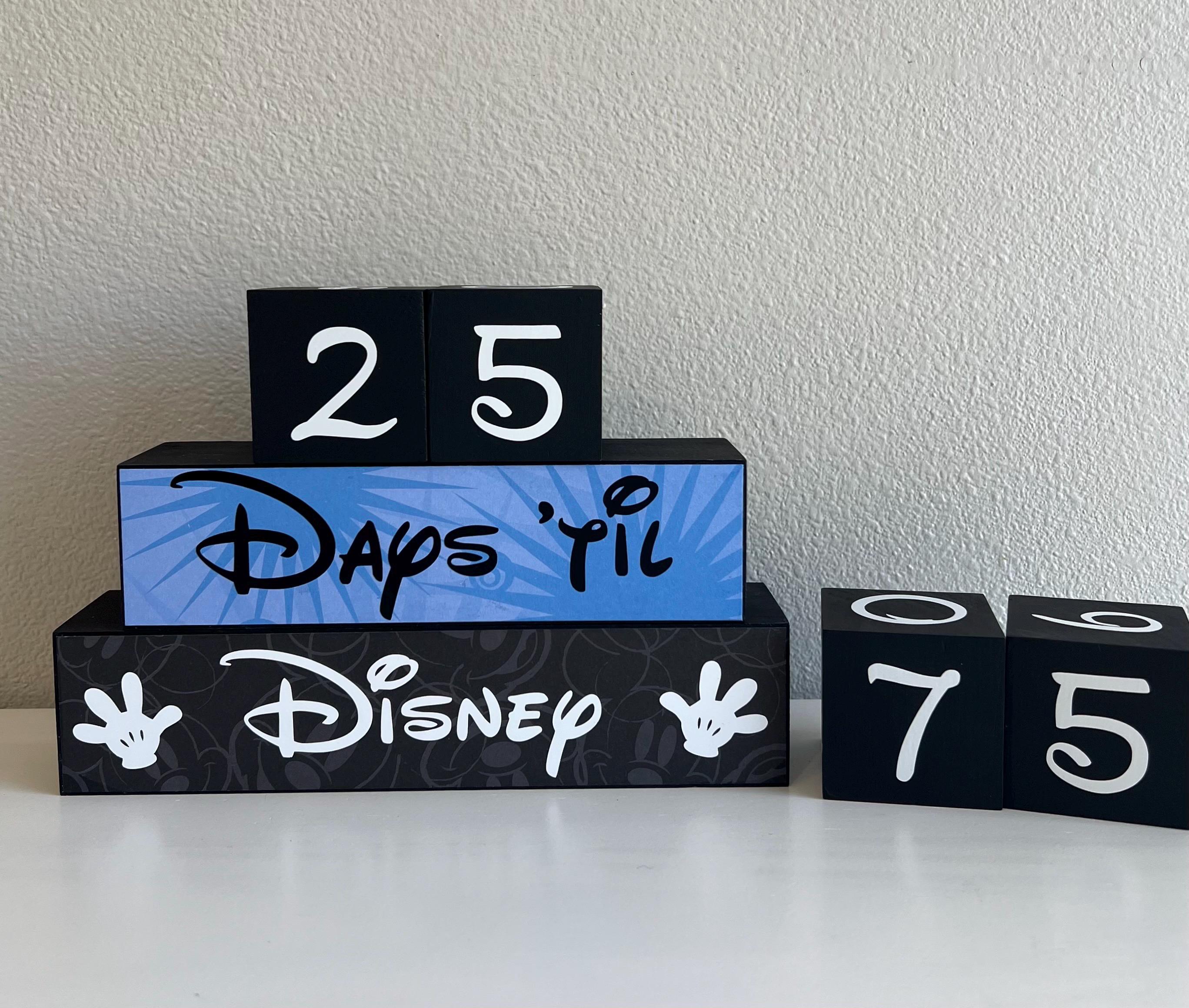 Disney Vacation Countdown Blocks – Reusable Wooden Trip Sign - Etsy
