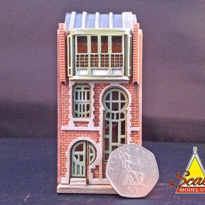 144th Scale Dollhouse Model KIT - Lunar House