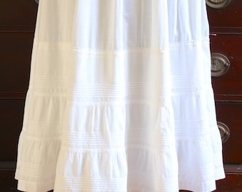 Antique Edwardian Cotton Flounce Petticoat Skirt with Pintuck Hem 1900s