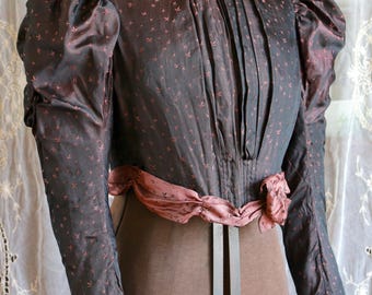 Antique Victorian Silk Jacquard Bodice: Black Mauve Two Tone Leaf Print Gigot Sleeve