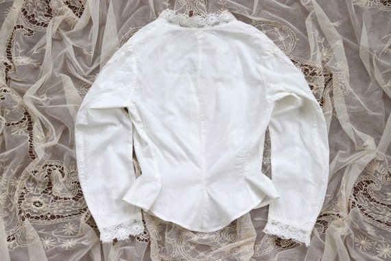 Antique 1900s White Cotton Blouse with Lace Inset… - image 4