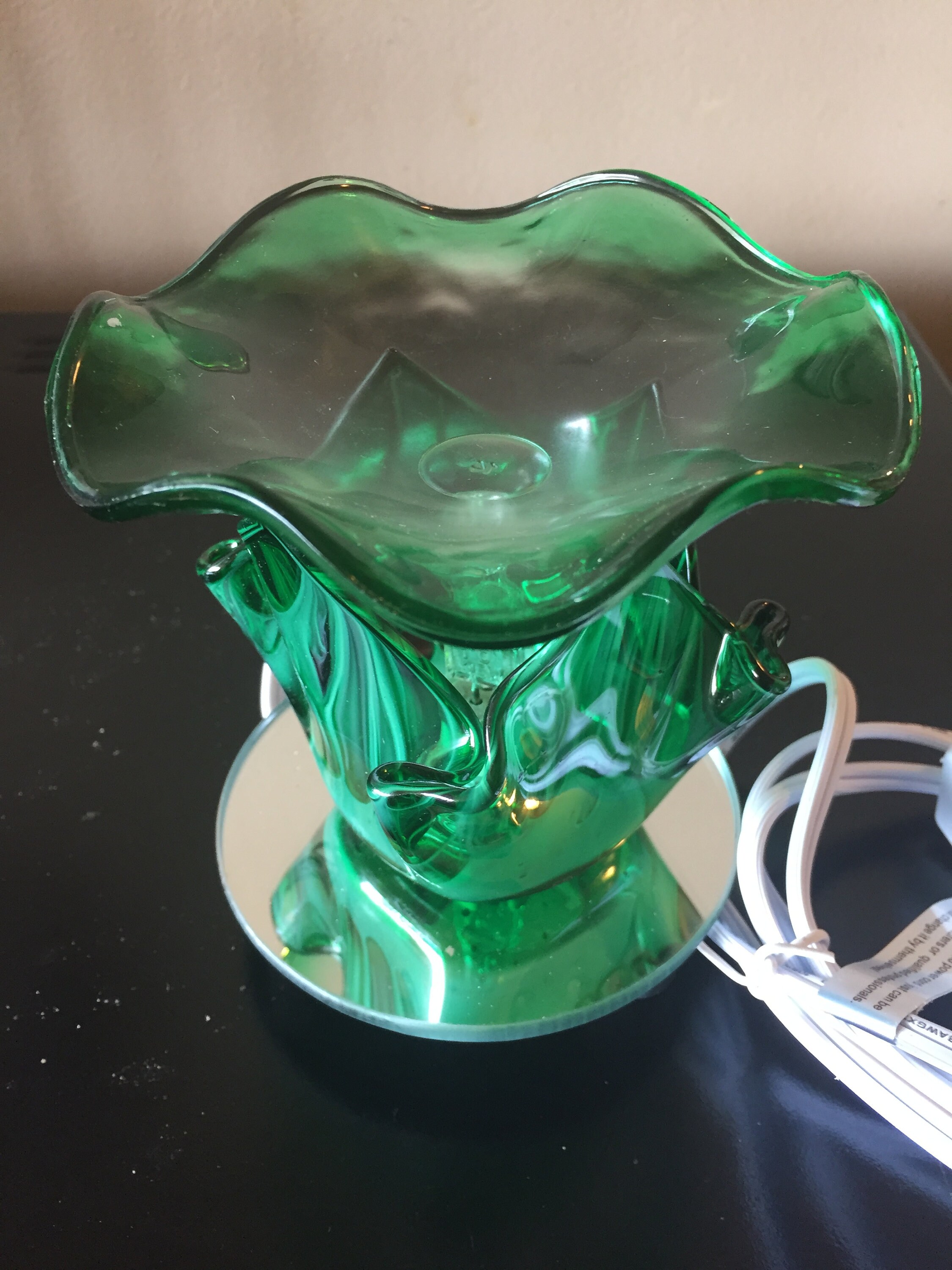 Green Plugin Oil Burner, Tart Warmer, Oil Burner, Electric Oil Burner