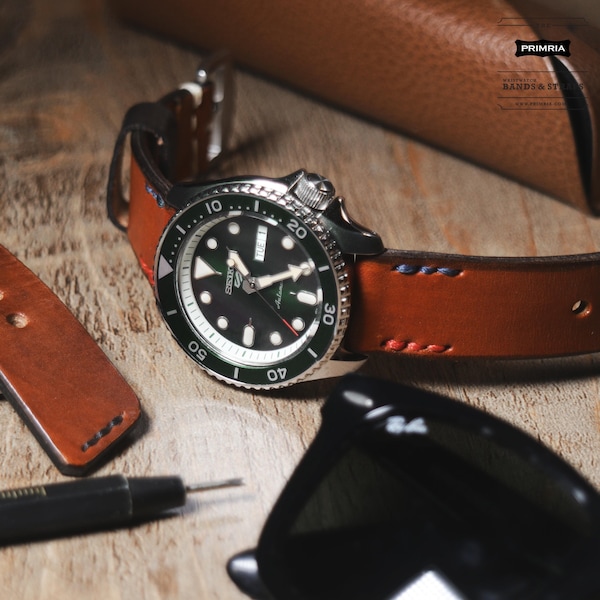 Handcrafted Saddle Classic Brown Leather Watch Straps for a Retro Timeless Look