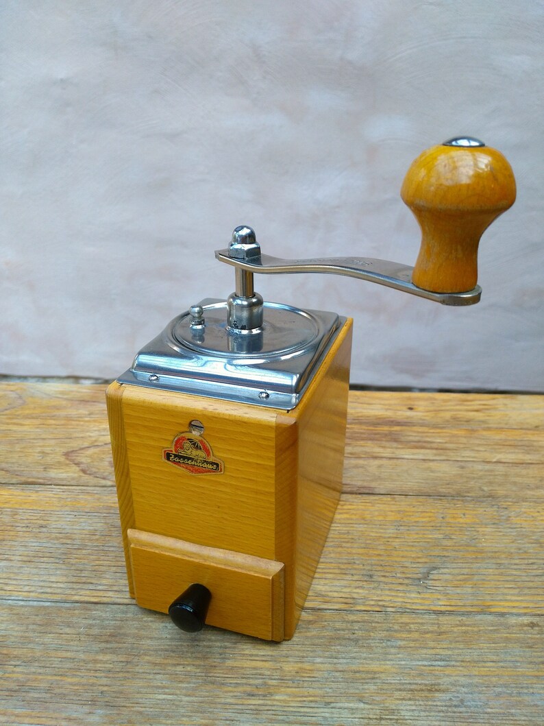 Zassenhaus 231 105 1950s vintage German manual conical burr coffee