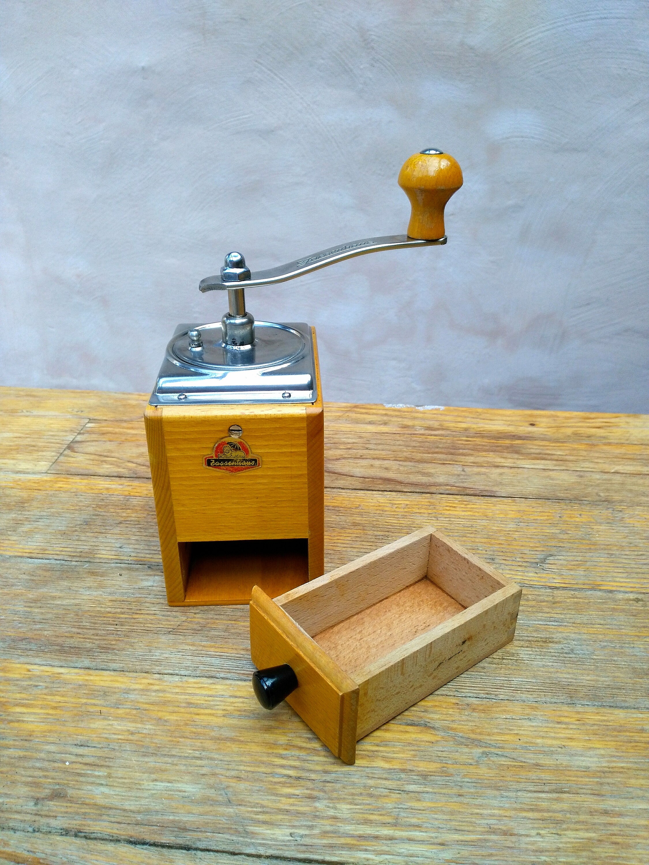 Zassenhaus 231 105 1950s vintage German manual conical burr coffee