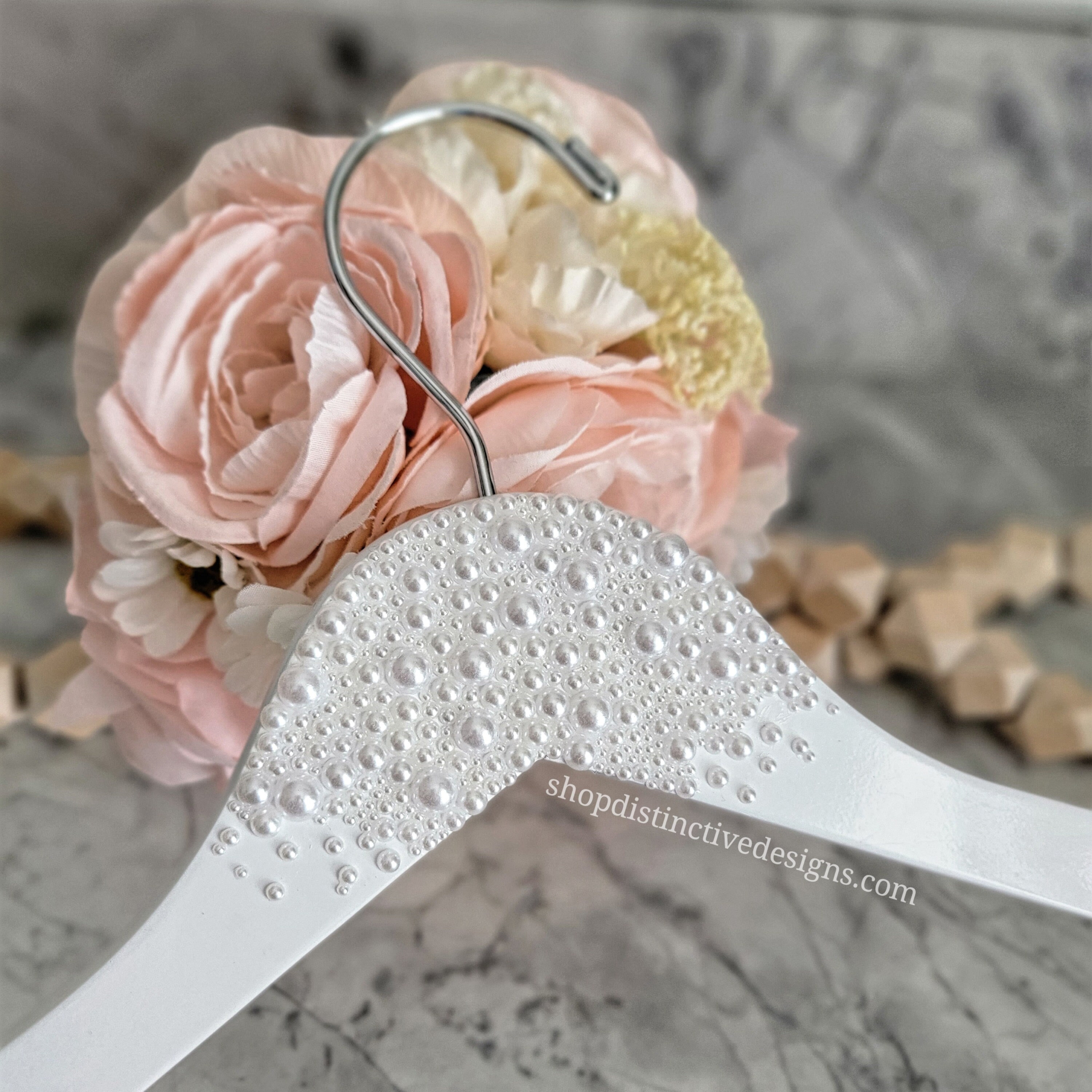 coat hanger for wedding dress Custom Bride Personalized Name Wedding Day Bridesmaid Hangers 34CM(13.4inch)Pls note it Bride Hanger with Wedding Date