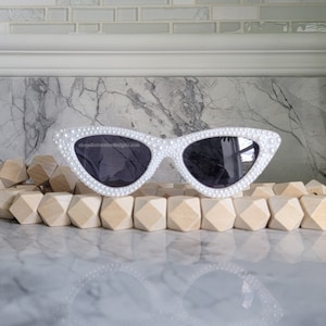 Classic Bride Cat Eye Sunglasses in White