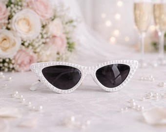 Bride Sunglasses, Pearl Cat Eye Sunglasses, Cat Eye Shaped Bride Glasses for Bachelorette Party, Pearl Sunglasses, Bridal Sunglasses