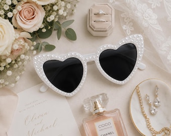 Bride Sunglasses, Pearl Heart Sunglasses, White Heart Shaped Bride Glasses for Bachelorette Sunglasses, Pearl Sunglasses for the Bride to Be