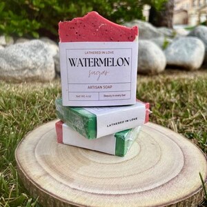 Watermelon Sugar - All Natural handmade cold process soap, Mother's Day gift, Party Favors, Bridal Shower, Baby shower and more zdjęcie 2