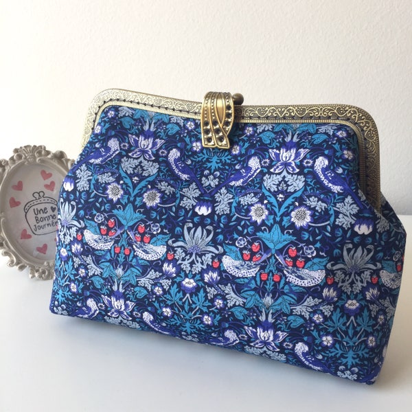 Liberty of London Elegant Blue Strawberry Thief Handstitched Vintage Frame Purse Clutch//Frame Handbag//Gift for her