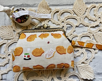 Japan Taiyaki Fish Shaped Pastry Vintage Frame Cotton Purse • Retro Bronze Fish Clasp Wristlet Pouch