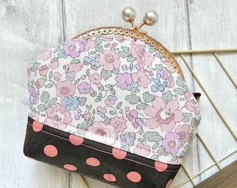 Liberty of London Floral print Betsy Metal Frame Purse//Makeup Pouch//Frame Wallet//Pearls Purse//Floral Purse