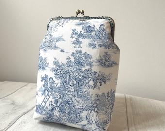 Pastoral Toile de Jouy Blue Vintage Frame Purse Crossbody Bag//French Fabric Print Pouch//Shabby Cottage Style wallet//Gift for her