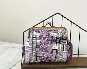 Liberty of London Tudor Belle Purple Floral Vintage Frame Portemonnaie/Geldbörse im Retro-Stil/Geschenk für Sie