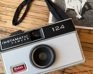 TNND Targa In Metallo Vintage 20x30 Cm Con Scritta Fotografica “Life Is Like A Camera” – Decorazione Da Parete