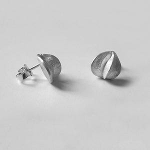 SEED earrings in 925 Silver – organic molded design