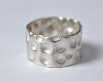 Wide textured 925 sterling silver ring – Handcrafted