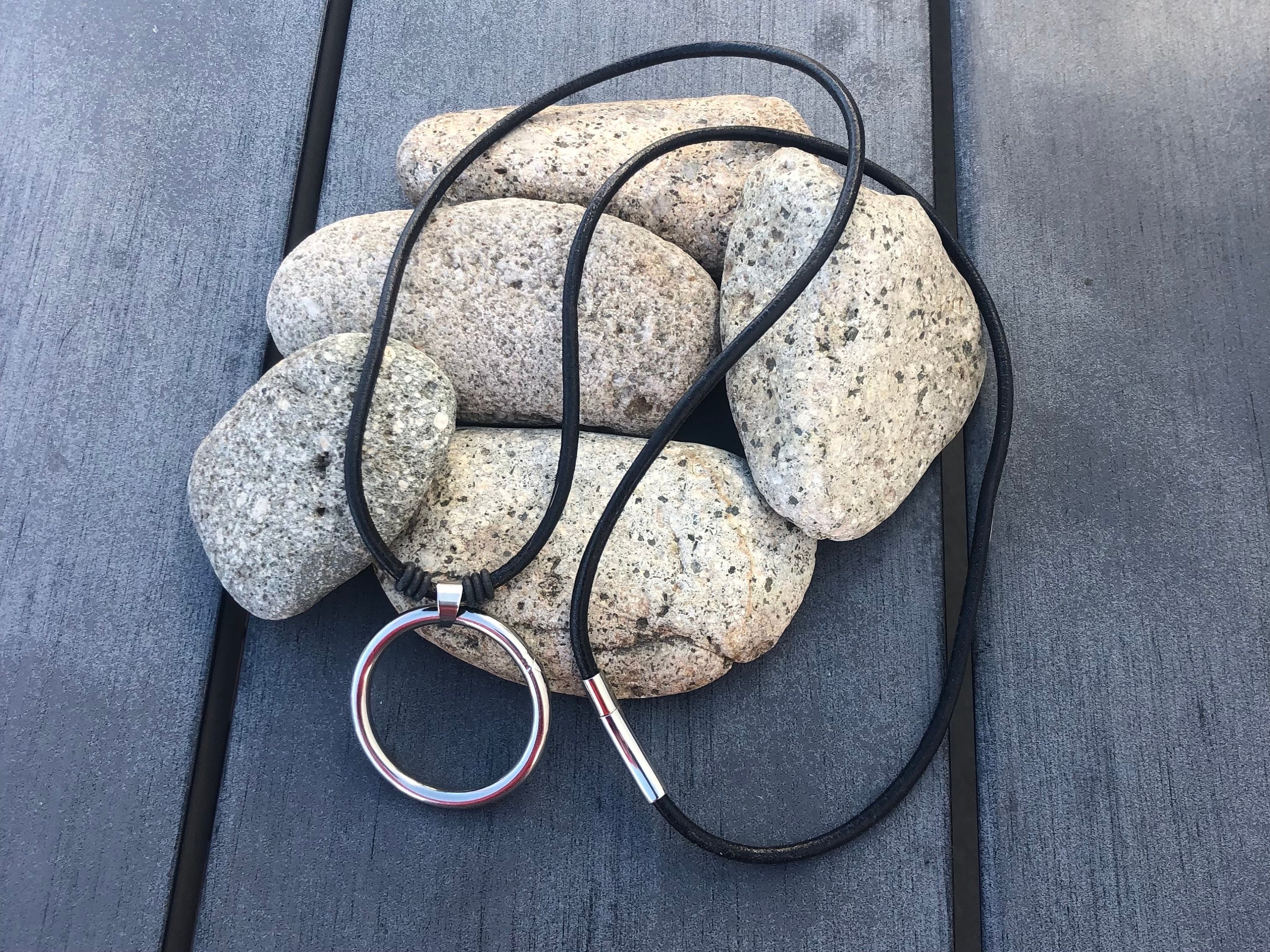 Eyeglass Loop Holder, Gender Neutral, Eyewear Accessories, Black Leather, Readers Cord Holder, Sunglasses Loop Necklace, Contemporary Look