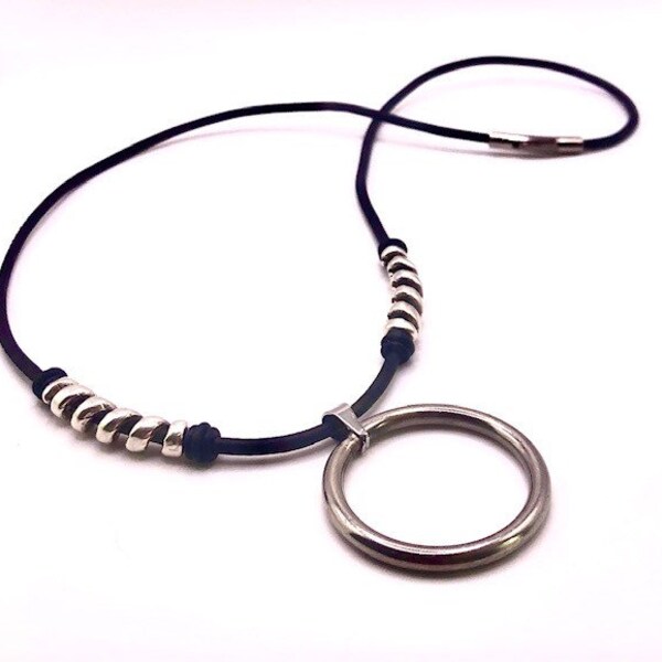 Eyeglass Loop Holder Necklace, Eyewear Accessories, Gender-Neutral, Black Leather, Silver Accents, Readers, Sunglasses, Contemporary Look,