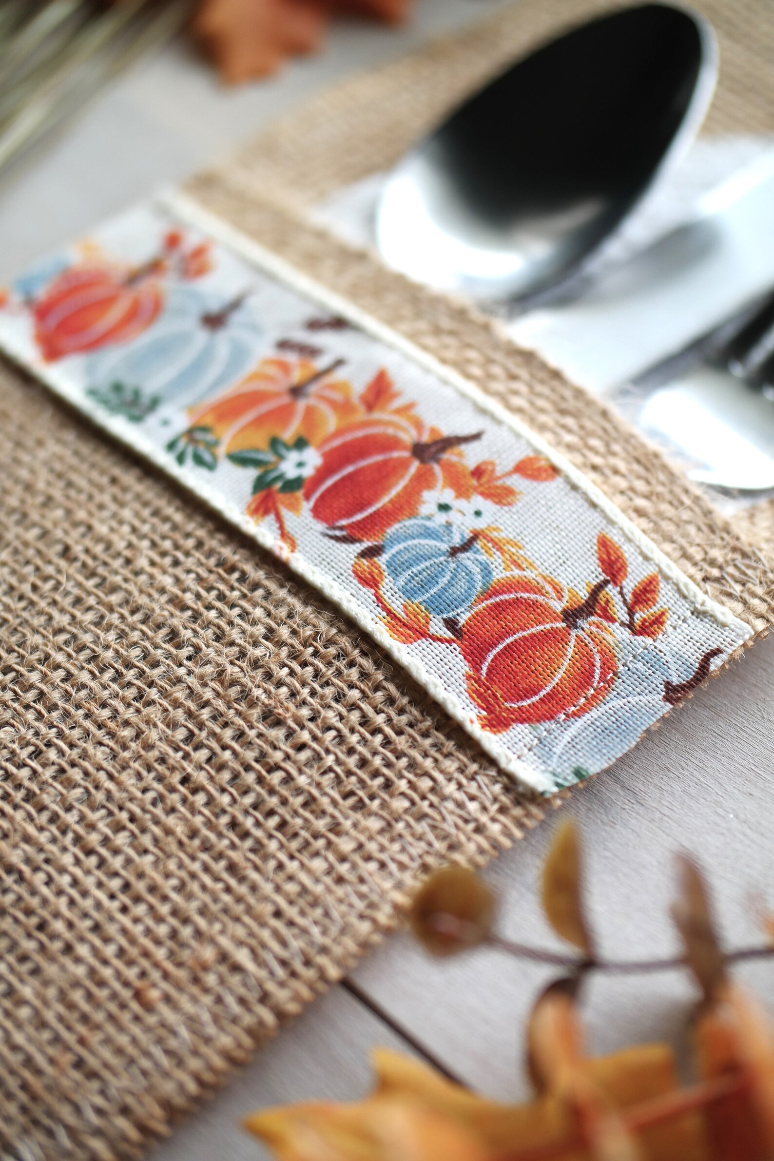 Thanksgiving Dining Table Fall Decor, Utensil Holder Pumpkin Table ...